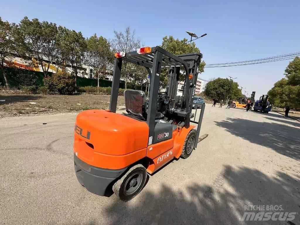 Heli CPC 30 Chariots diesel