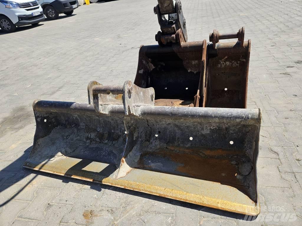 Takeuchi TB 235 Mini pelle < 7t