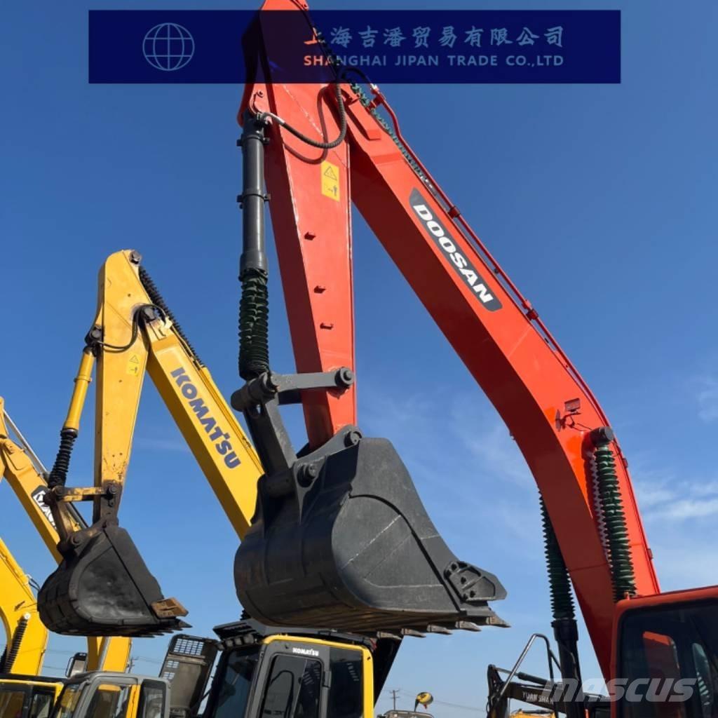 Doosan DX 300 Pelle sur chenilles