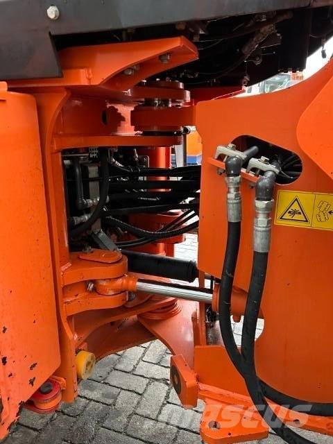 Hitachi ZW 180-6 Chargeuse sur pneus