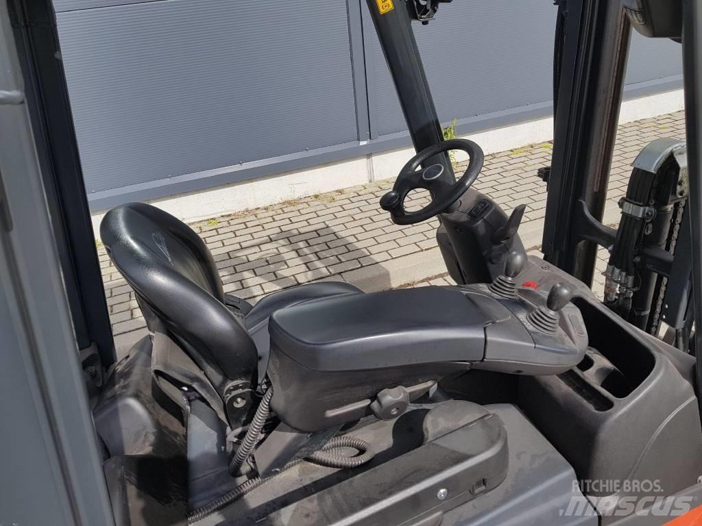 Linde E16C Chariots élévateurs électriques