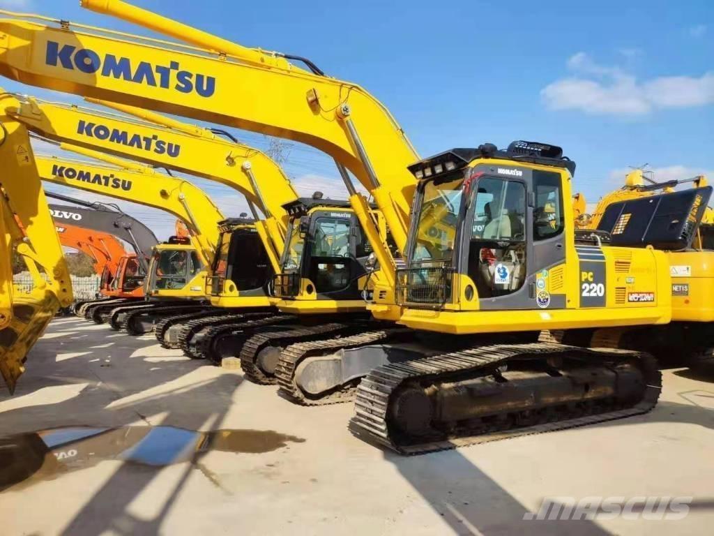Komatsu 220-8 Pelle sur chenilles
