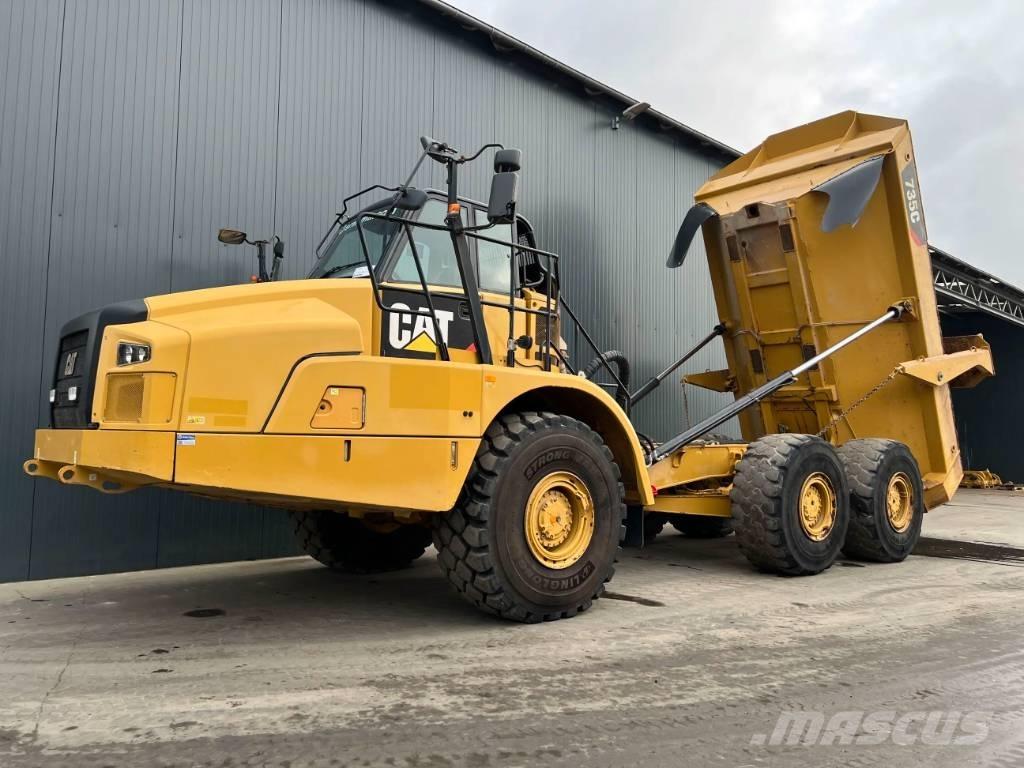 CAT 735C Tombereau articulé