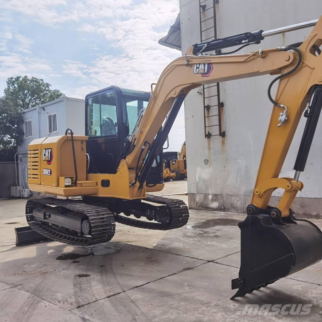 CAT 306E2 Mini pelle < 7t