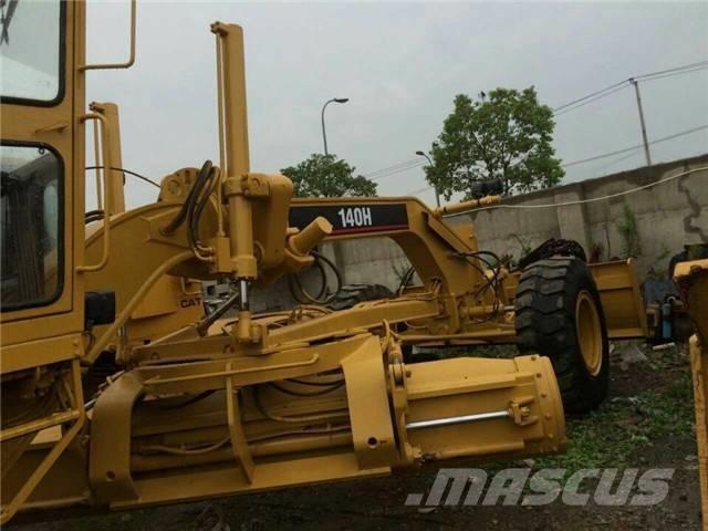 CAT 140 H Niveleuse