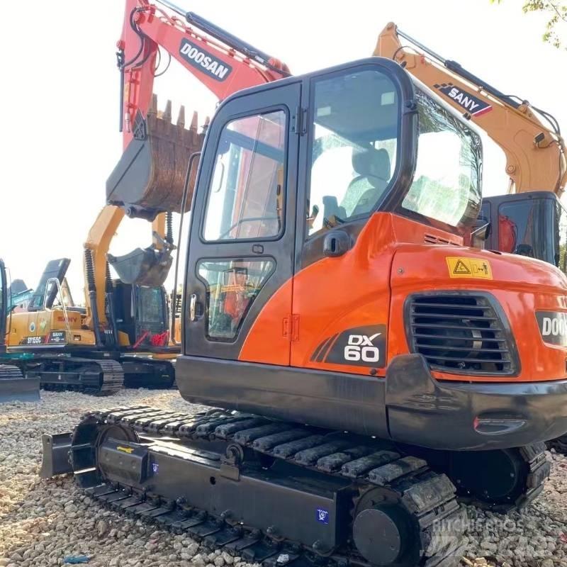 Doosan dx60 Pelle sur chenilles