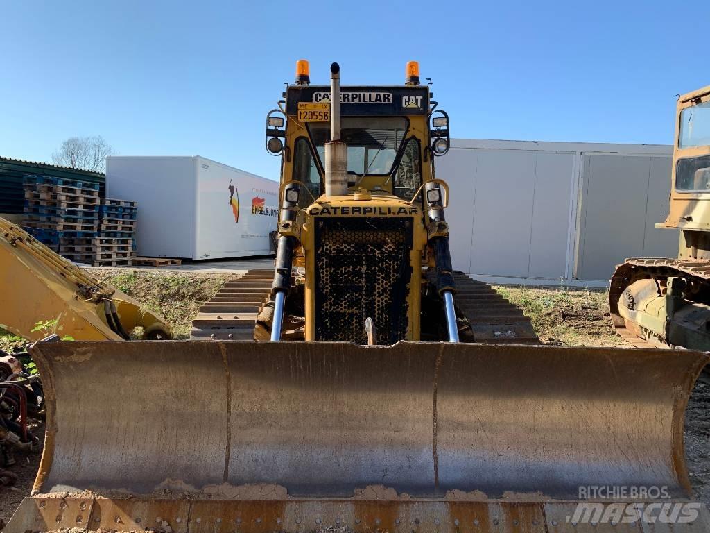 CAT D5B Bouteurs sur chenilles