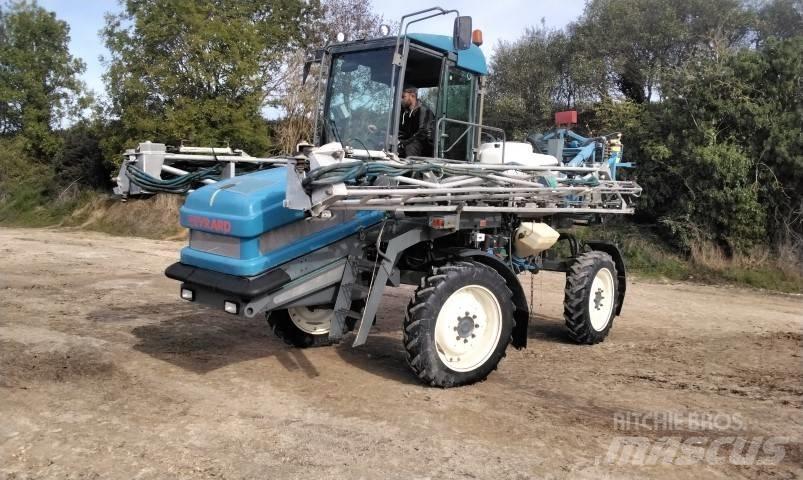 Evrard Alpha 2500 Pulvérisateurs automoteurs