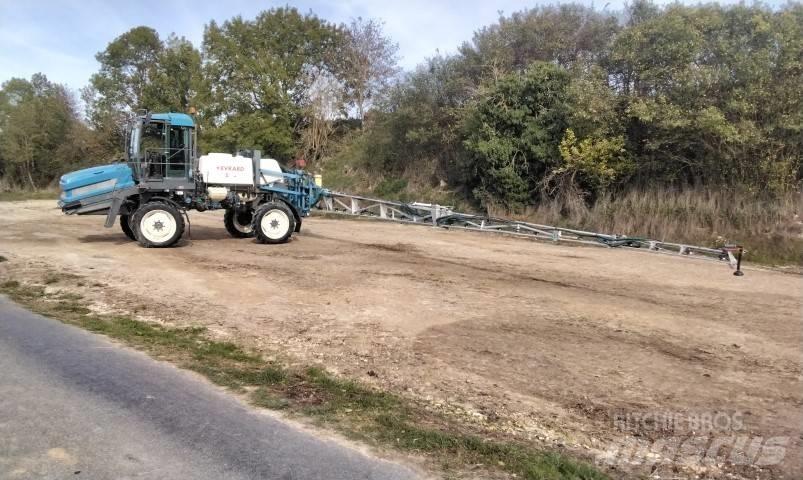 Evrard Alpha 2500 Pulvérisateurs automoteurs
