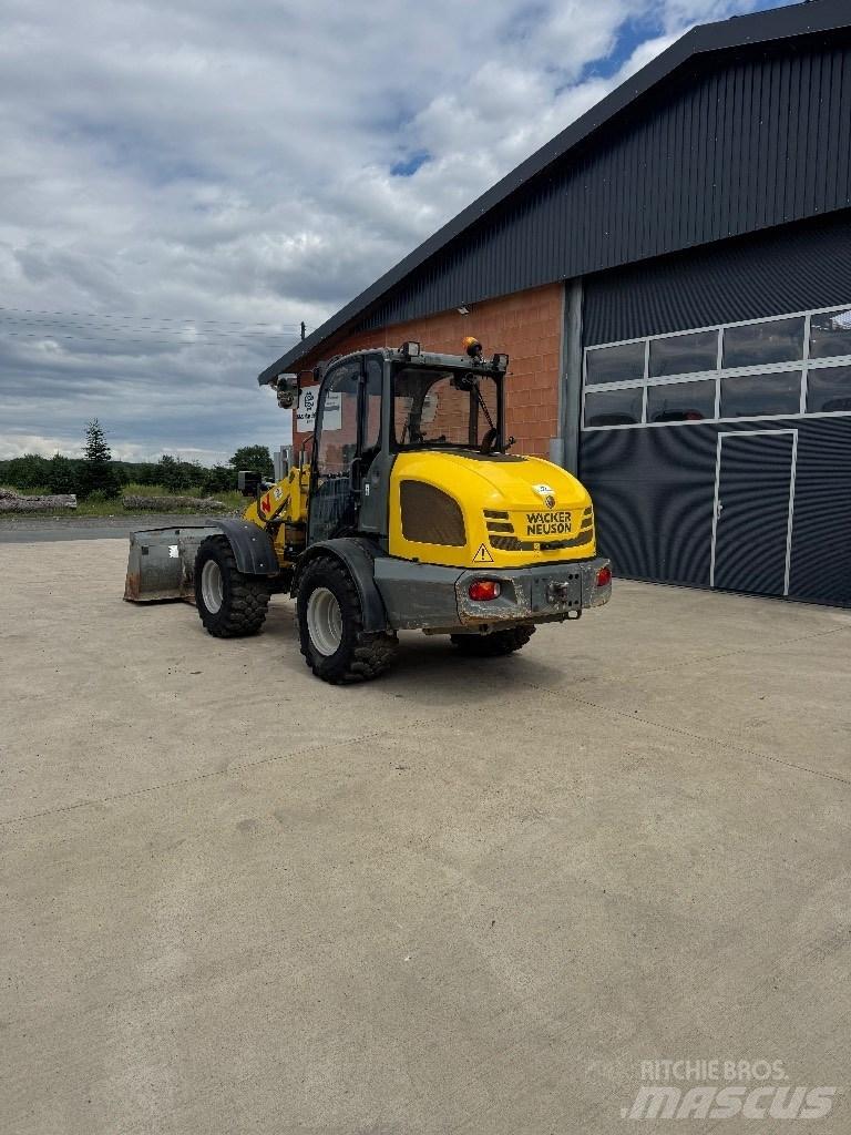 Wacker Neuson WL 44 Chargeuse sur pneus