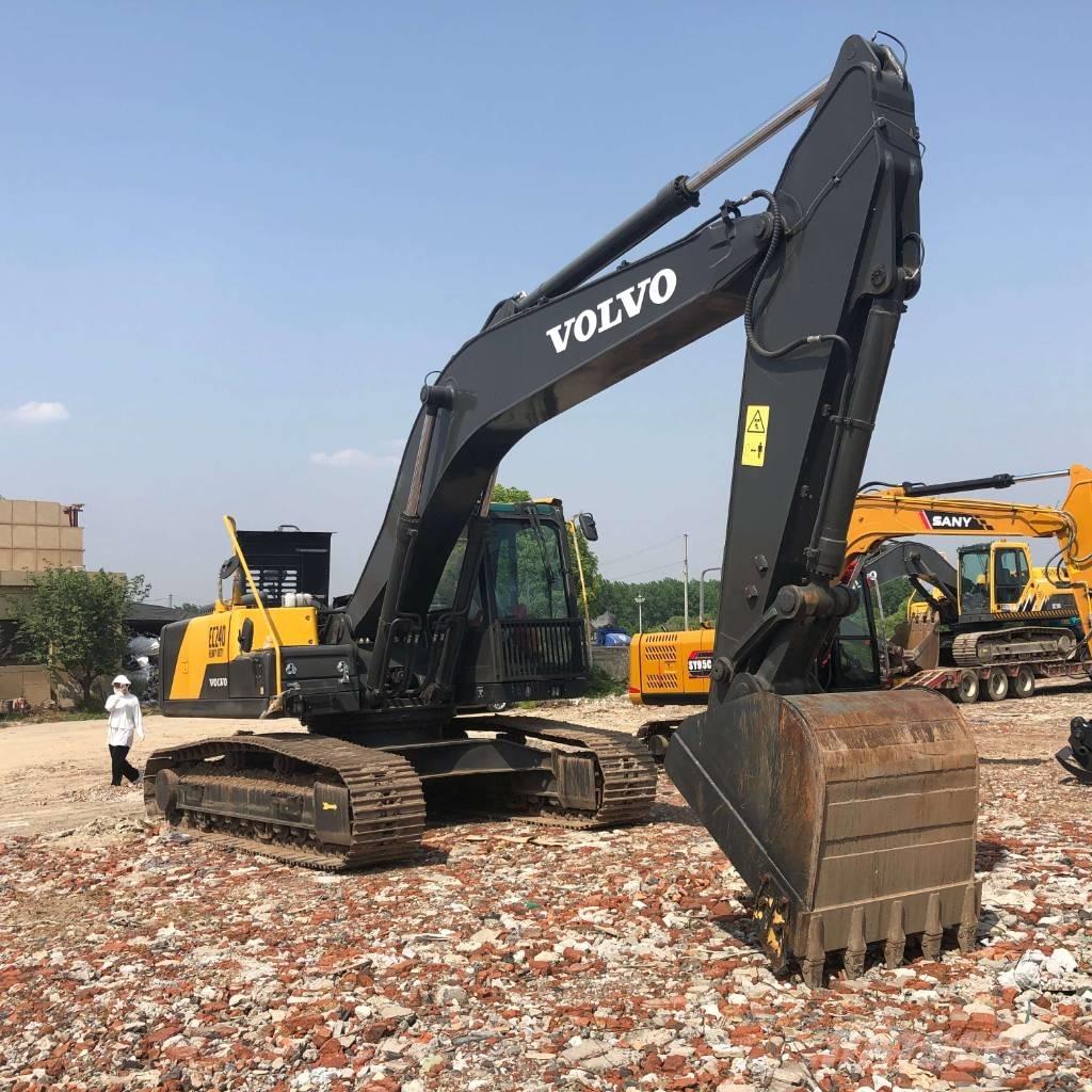 Volvo EC240 Pelle sur chenilles