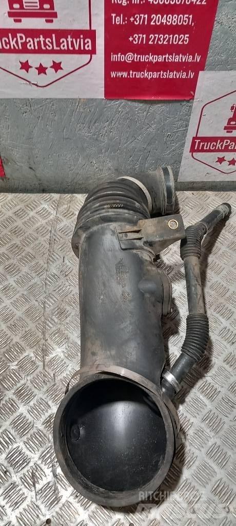 Scania G 400    1727877 Cabines