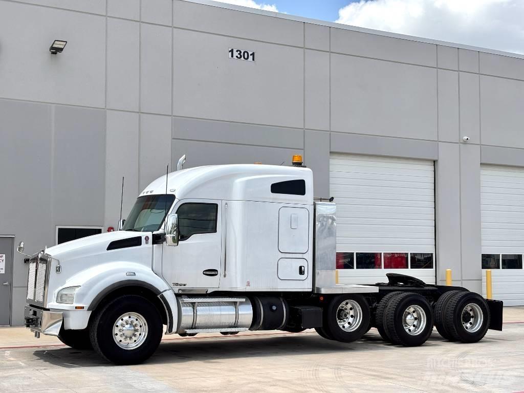 Kenworth T 880 Tracteur routier