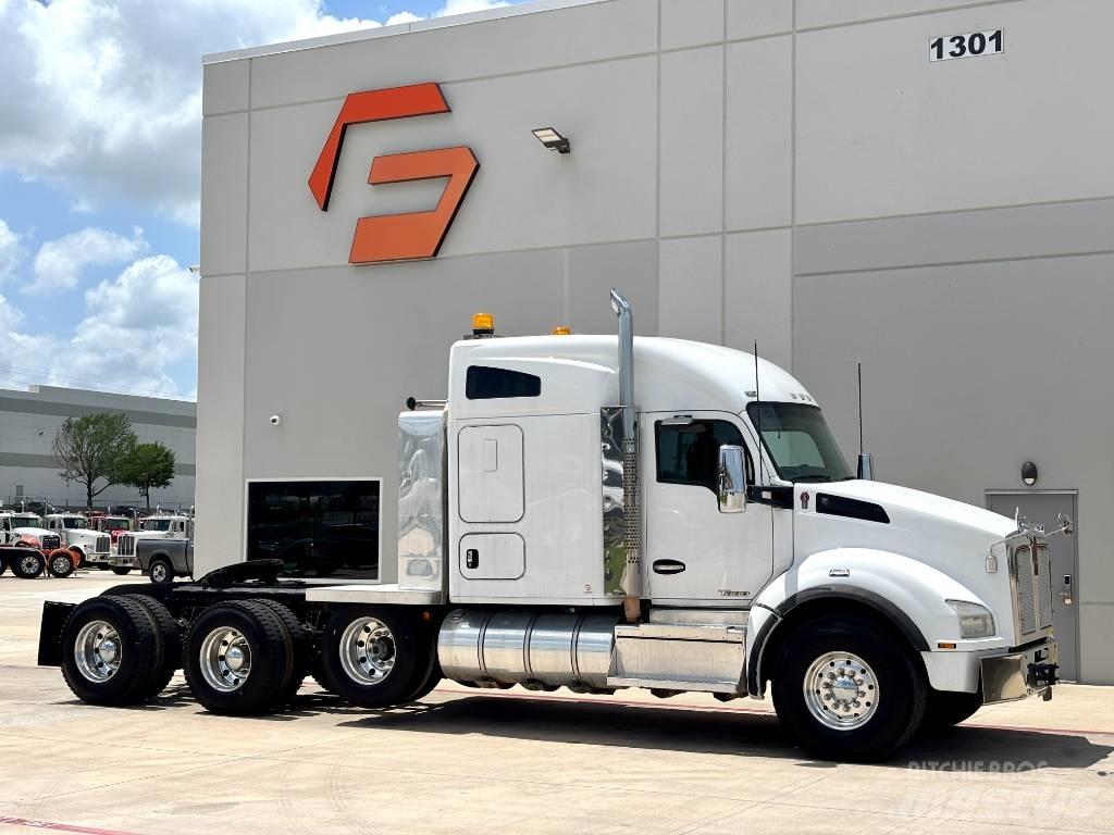 Kenworth T 880 Tracteur routier