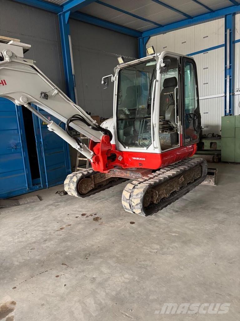 Takeuchi TB260 Mini pelle < 7t