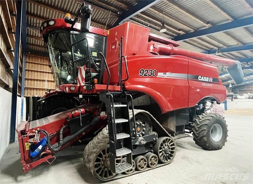 Case IH 9230 Moissonneuse batteuse