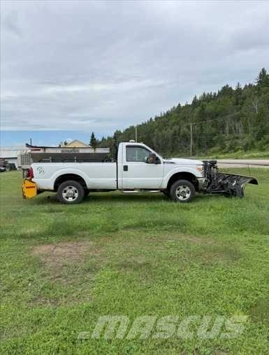 Ford F 350 Autre fourgon / utilitaire