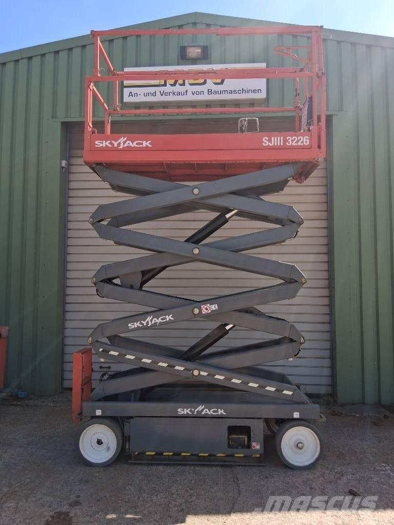 SkyJack SJ III 3226 Nacelle ciseaux