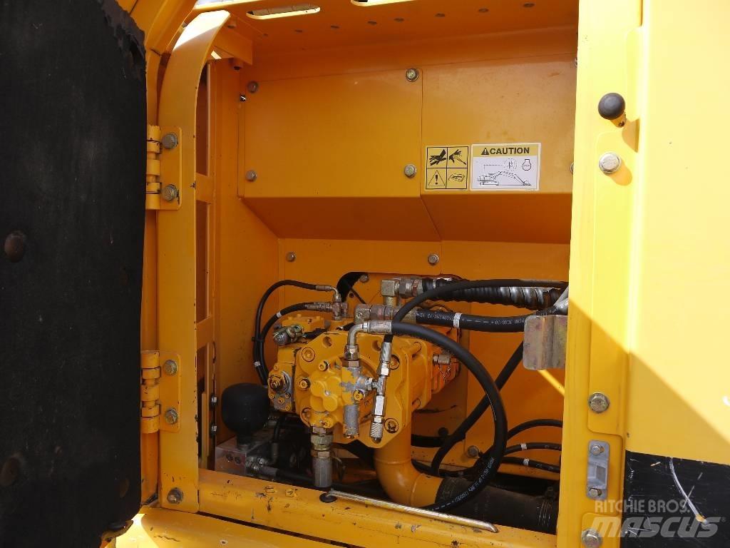 Hyundai R 140 LC-7 Pelle sur chenilles