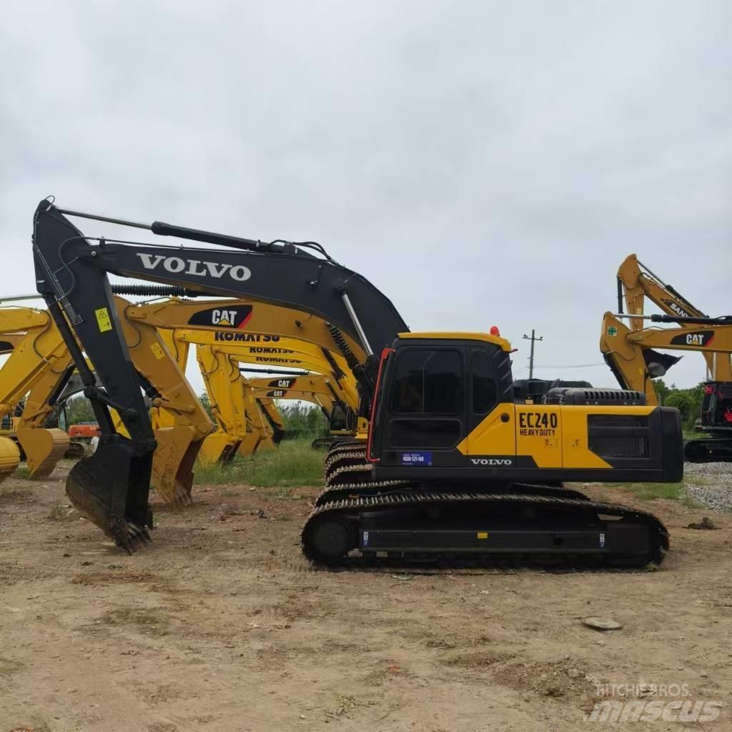 Volvo EC 240 Pelle sur chenilles