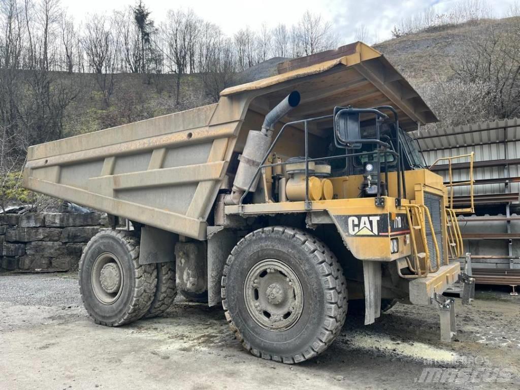 CAT 771D Tombereau rigide