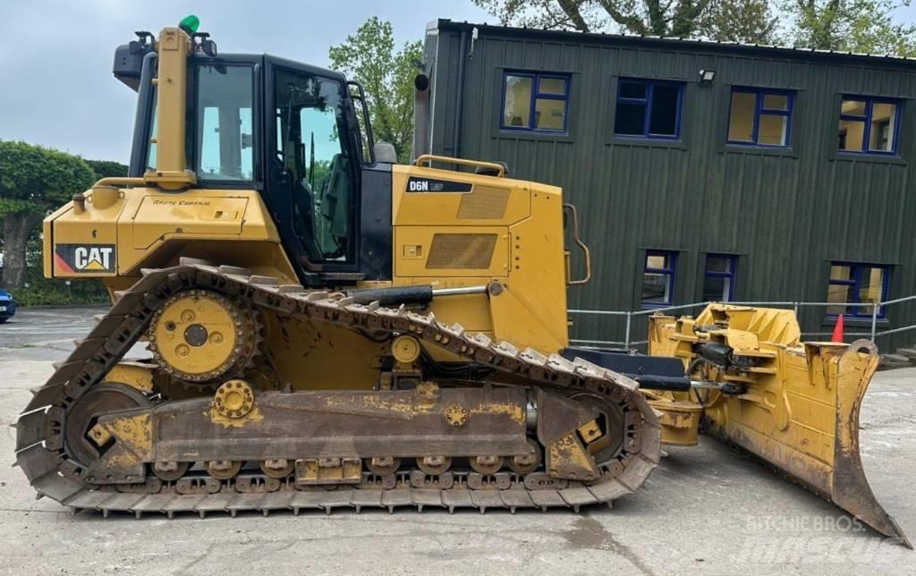 CAT D 6 N LGP Bouteurs sur chenilles