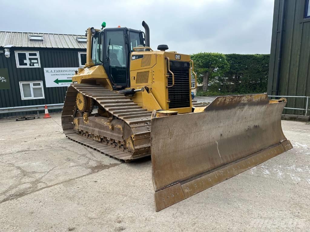 CAT D 6 N LGP Bouteurs sur chenilles