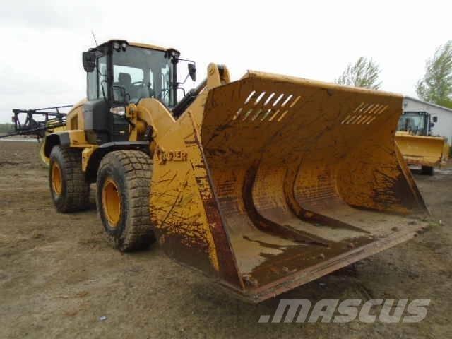 CAT 938M Chargeuse sur pneus