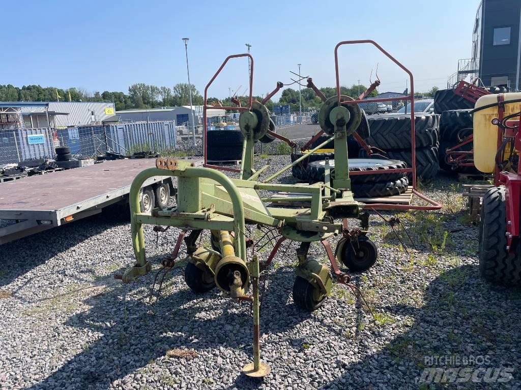 CLAAS W 600 Rateau faneur