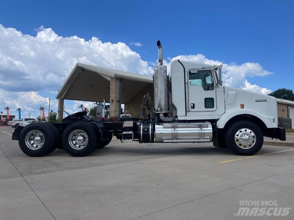 Kenworth T 800 Tracteur routier