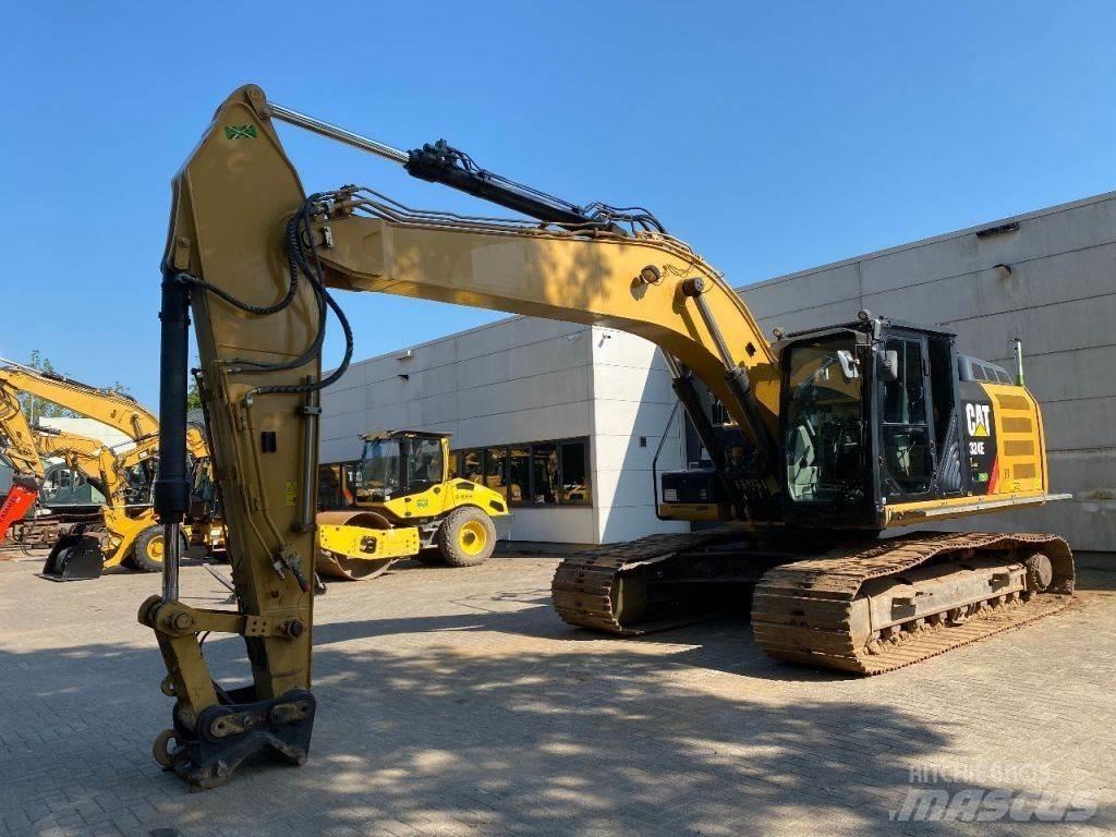 CAT 324E Pelle sur chenilles