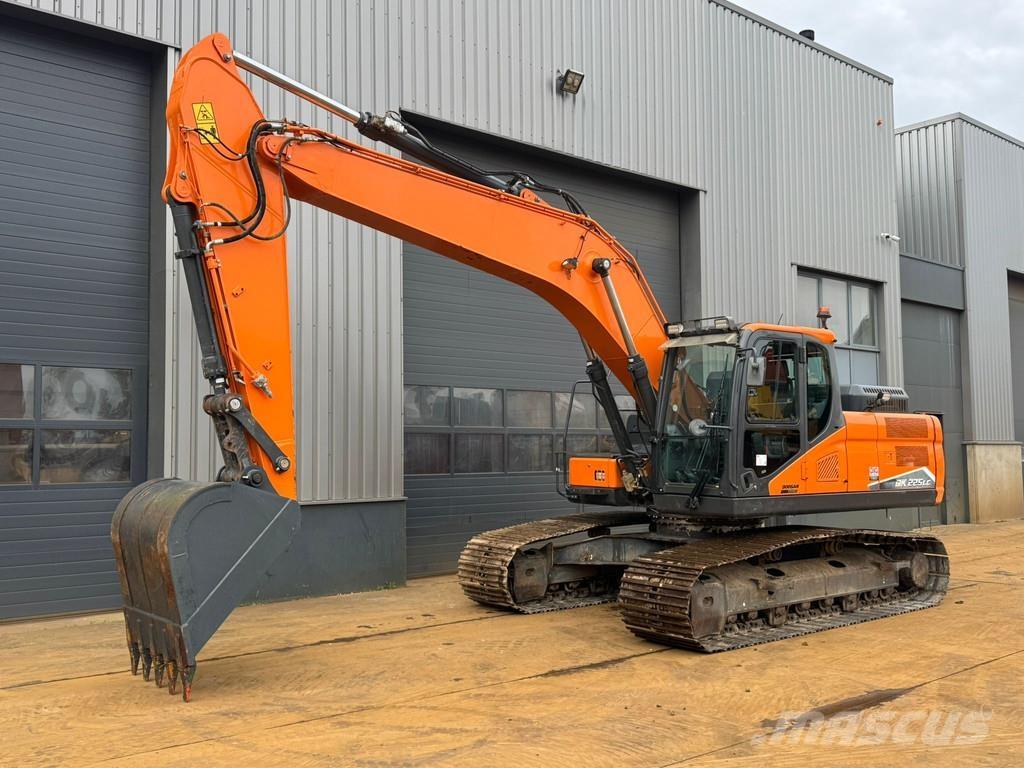 Doosan DX225LC-7 Pelle spéciale