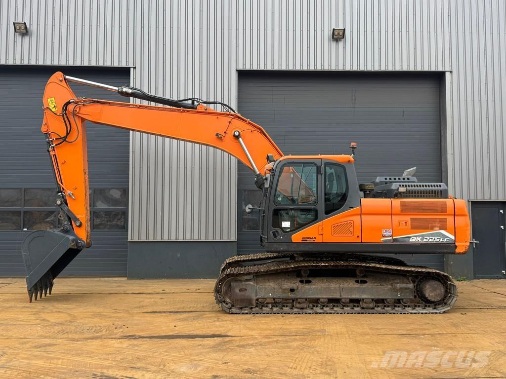 Doosan DX225LC-7 Pelle spéciale