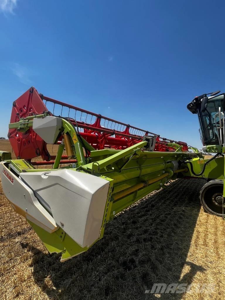 CLAAS Lexion 770 TT Moissonneuse batteuse