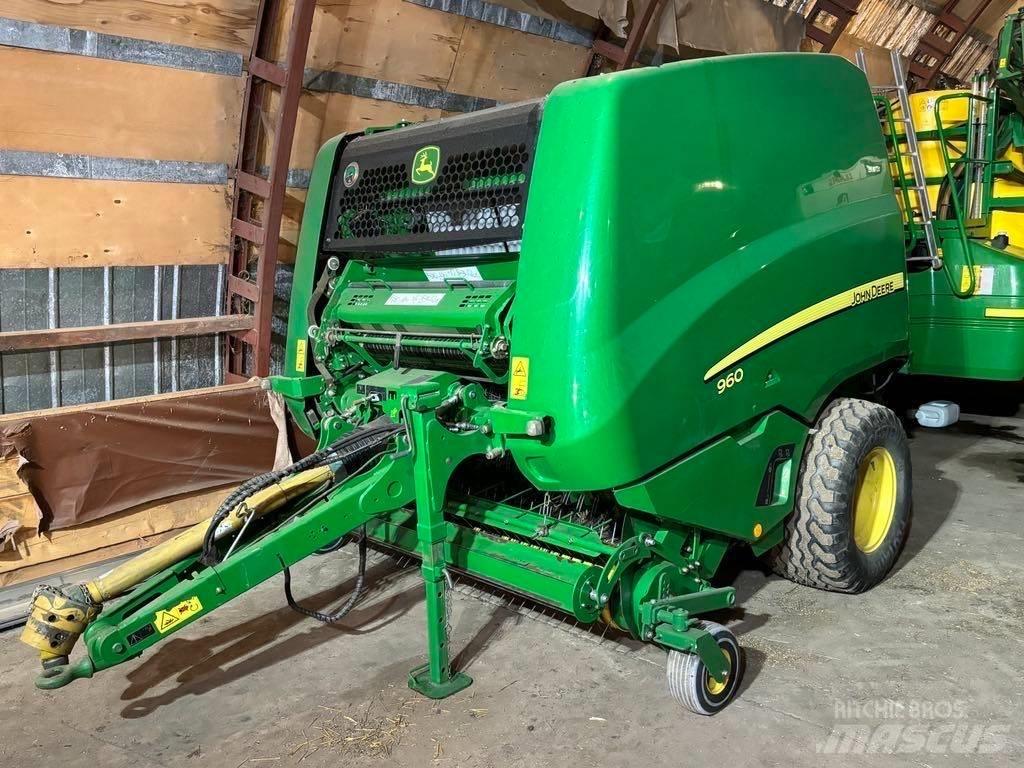 John Deere 960 Presse à balle ronde