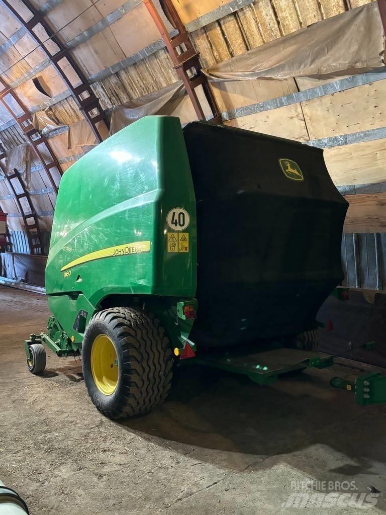 John Deere 960 Presse à balle ronde