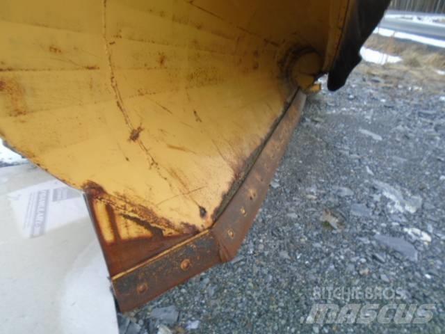  SNOW PLOW 162'' Accessoires chargeur frontal