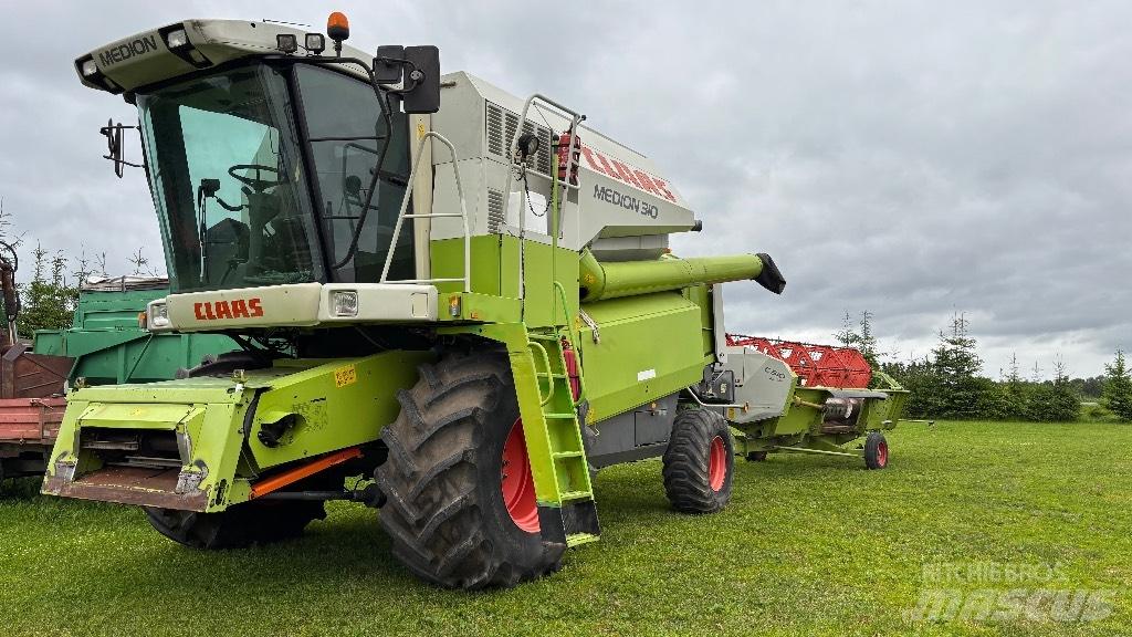 CLAAS Medion 310 Moissonneuse batteuse