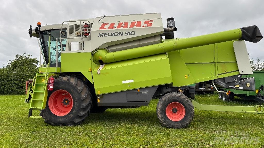 CLAAS Medion 310 Moissonneuse batteuse