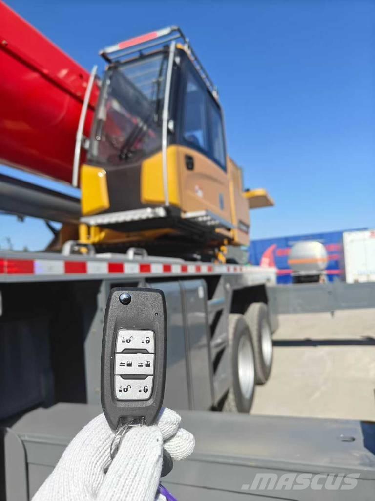 Sany STC1000C7-8 Grues tout terrain