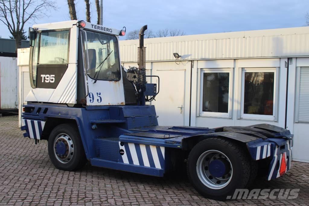 Terberg RT 282 Tracteur de manœuvre