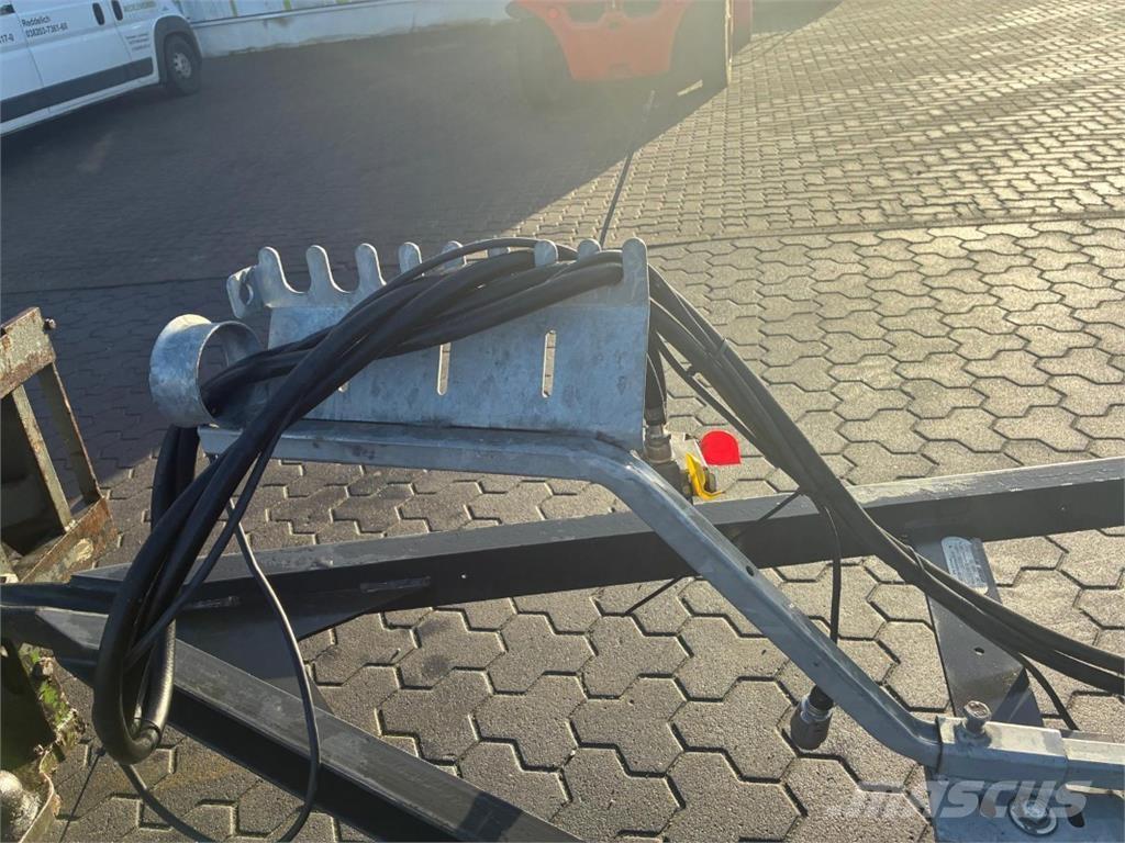 Fliegl DPW 180 B Plateau à paille