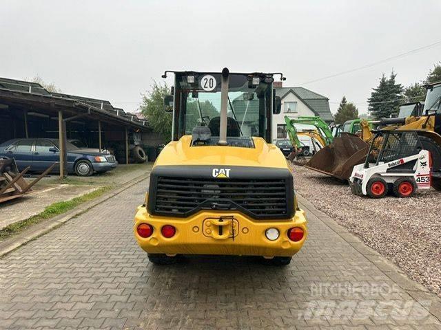 CAT  906M Chargeuse sur pneus