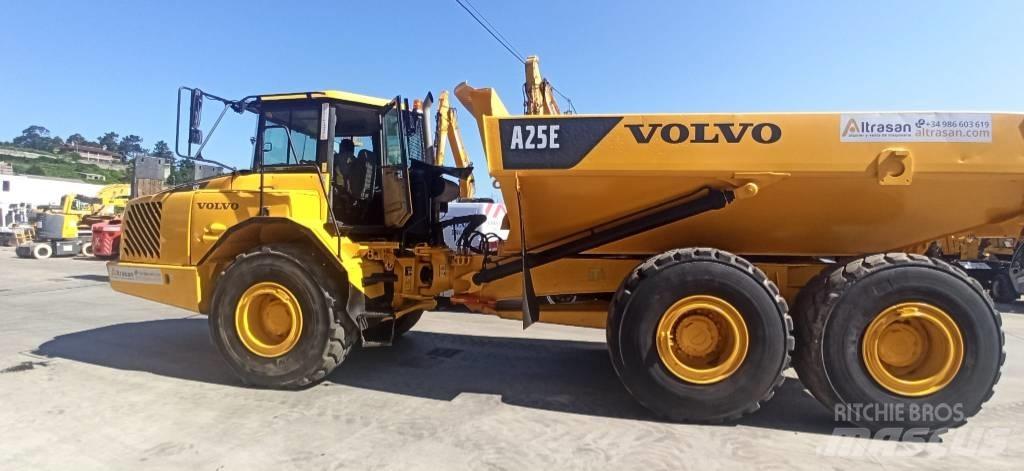 Volvo A 25 E Tombereau articulé