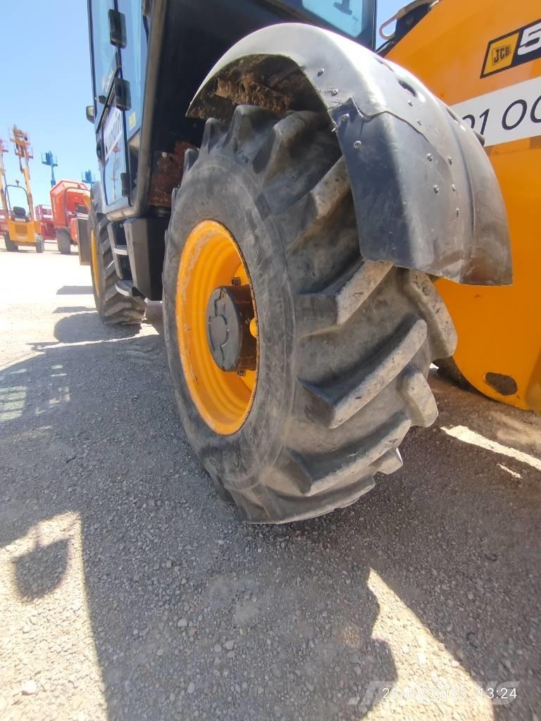 JCB 540-140 Chariot télescopique