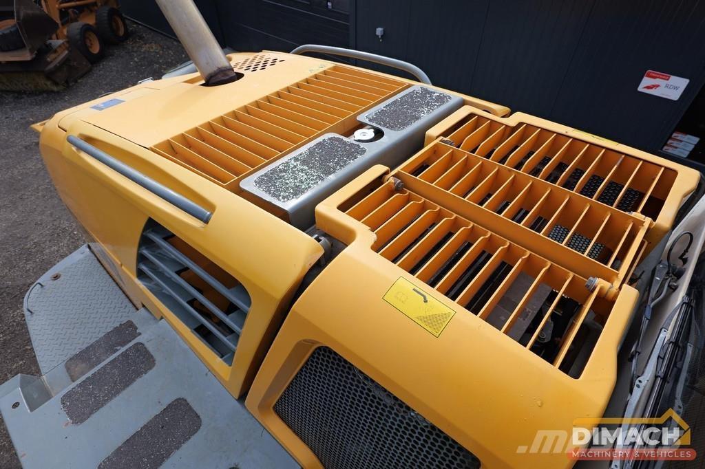 Liebherr L556 Chargeuse sur pneus