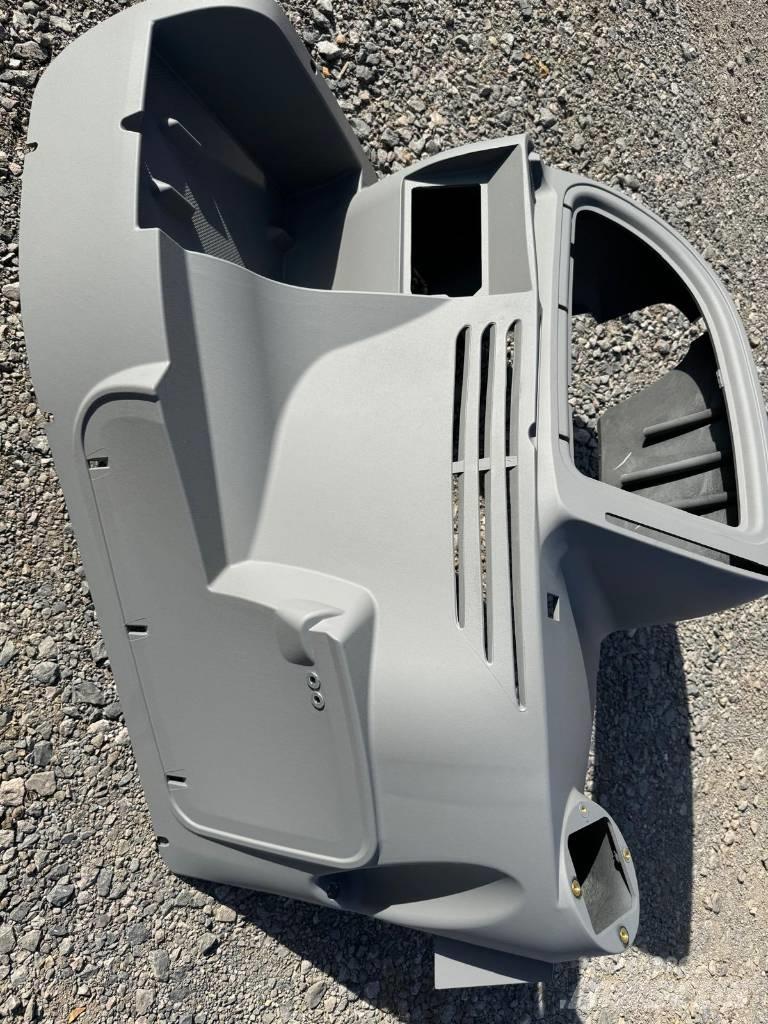 JCB 3 CX Side Panel Cabine