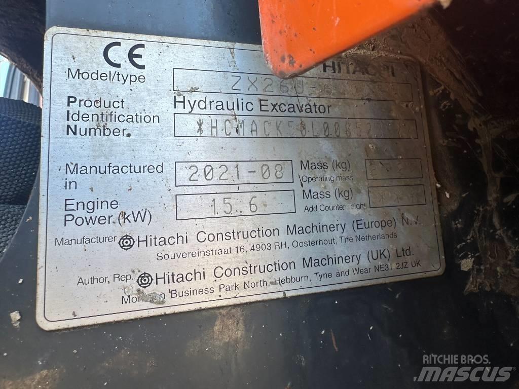 Hitachi ZX 26 U-6 Mini pelle < 7t