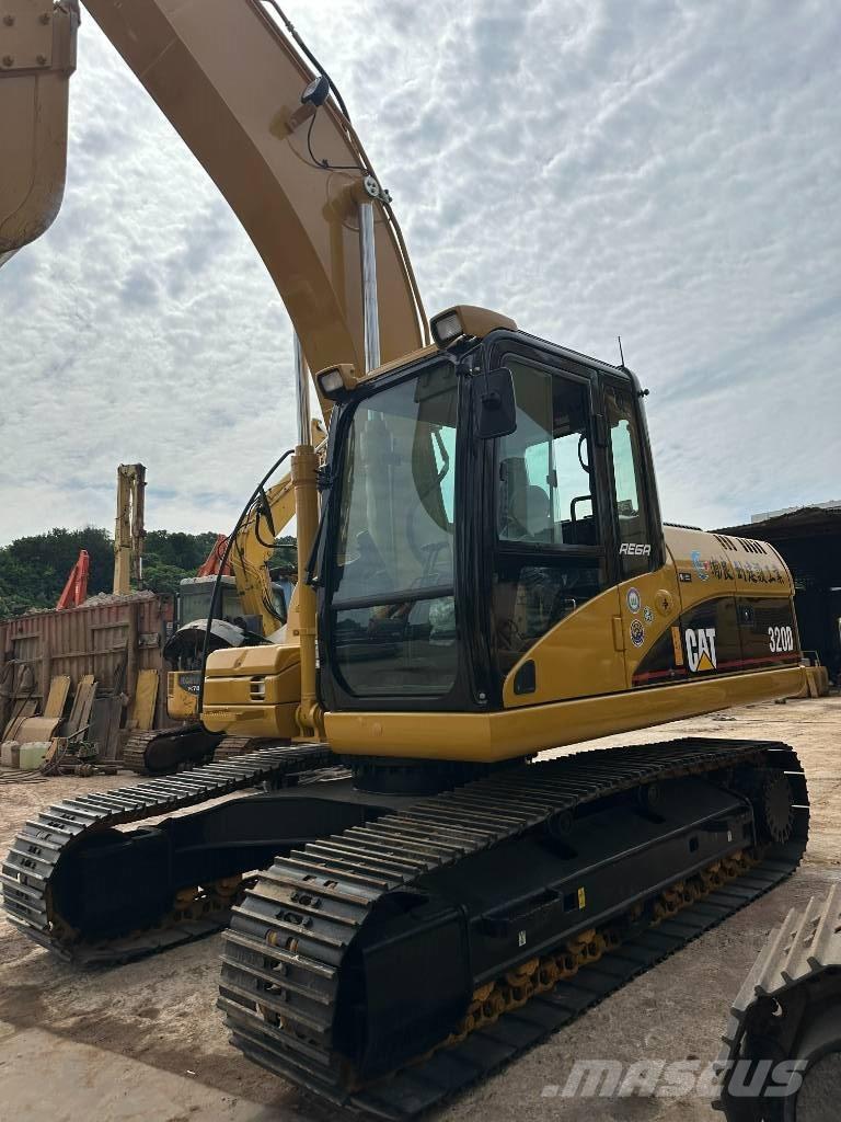 CAT CAT320D Mini pelle 7t-12t