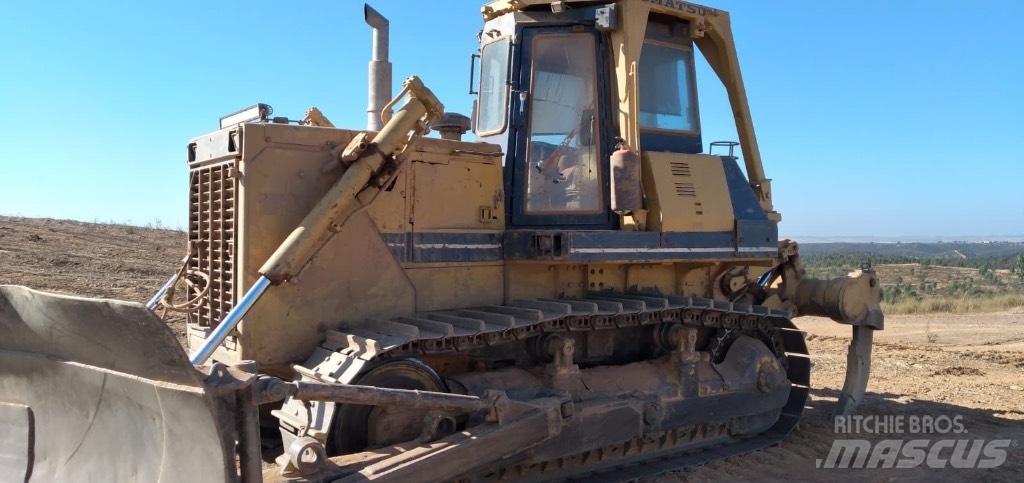 Komatsu D 85 E-21 Bouteurs sur chenilles